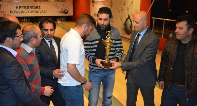 Kayseri Basını Kayserigaz Bowling Turnuvasında Buluştu